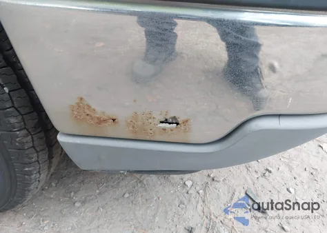 2005 Chevrolet Silverado 1500 Work Truck z USA, uszkodzony, nr VIN 1GCEC14X85Z142142